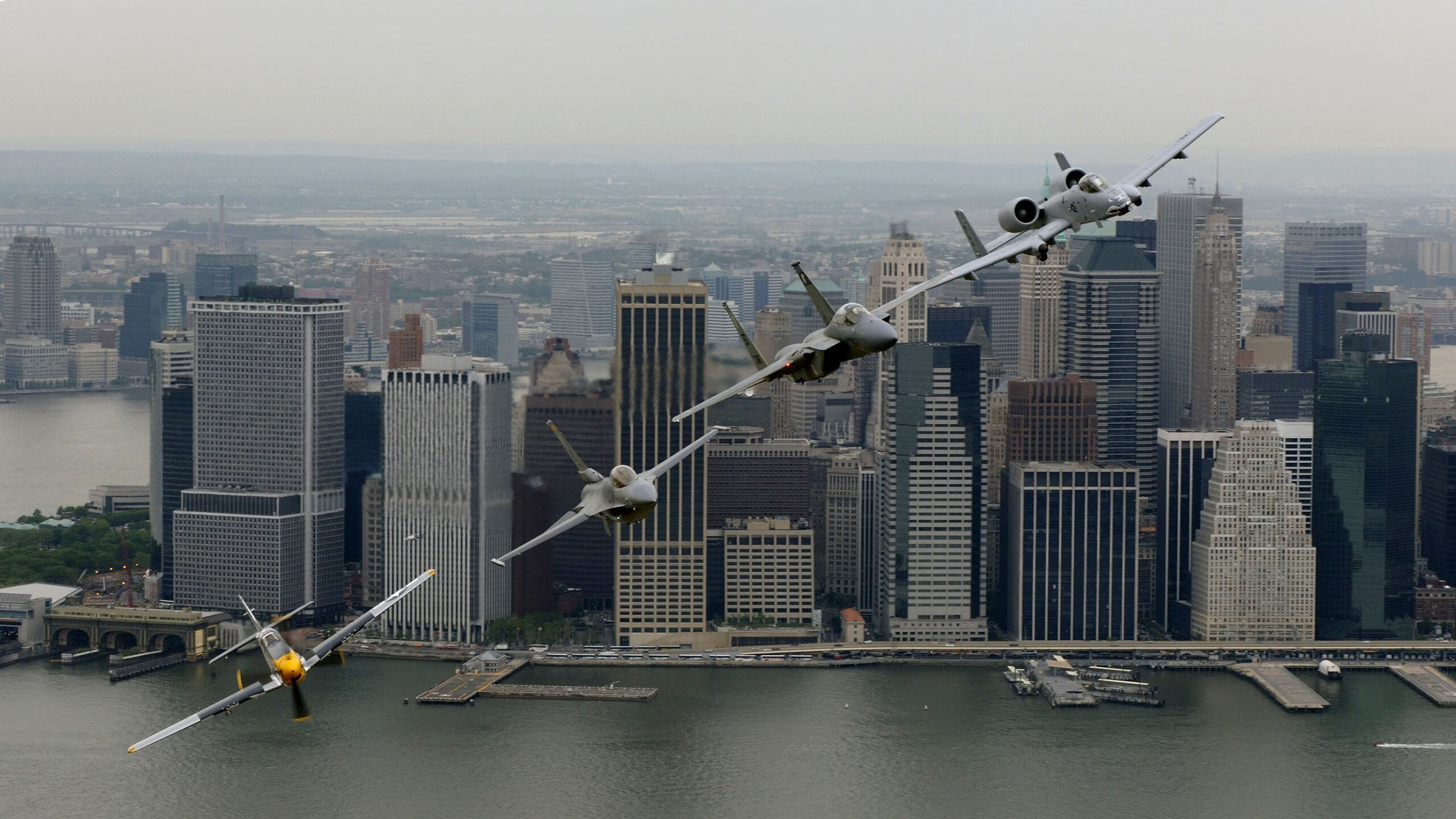 开云体育中国-闪电三连击！努涅斯11分钟上演完美个人秀，勒沃库森不败堡垒轰然倒塌